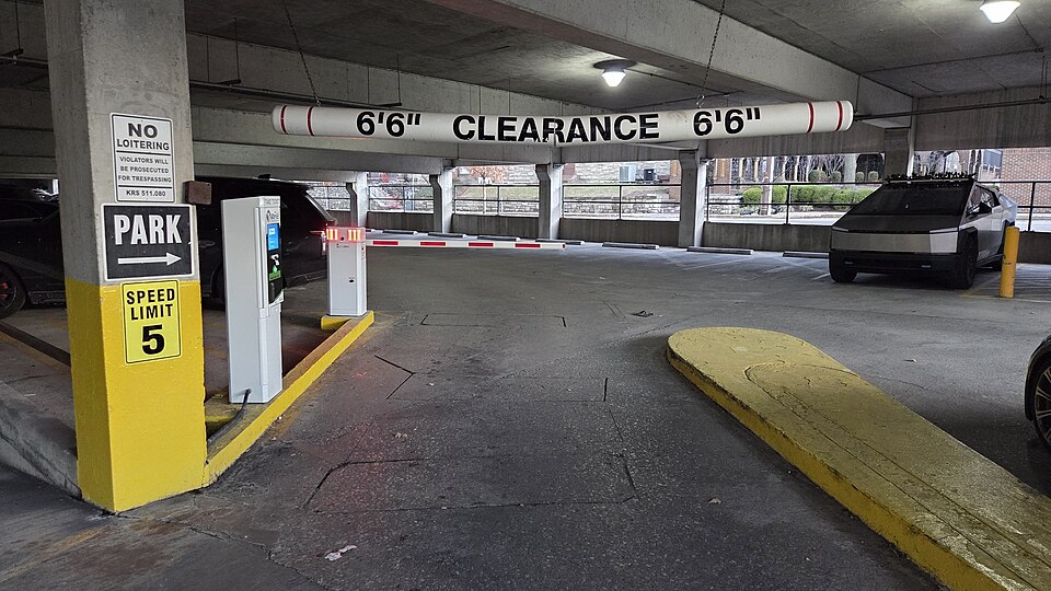 Boom Barriers & Parking Barriers - automatic doors & gates by Qasar Al Neil Automatic Doors