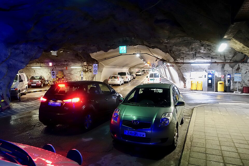 Parking Management Systems - automatic doors & gates by Qasar Al Neil Automatic Doors